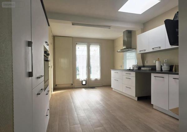 Maison à vendre à Château-Gontier-sur-Mayenne en Mayenne (53200), ref : 53073-1738