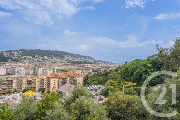 Appartement F2 à vendre  2 pièces - 38,94 m 2   NICE  - 06