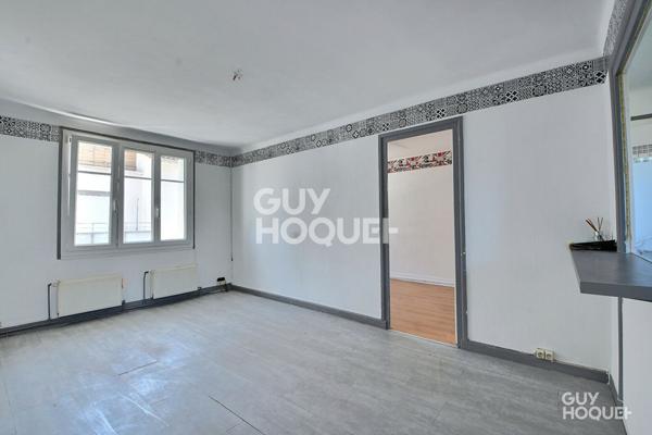 Visite virtuelle- Appartement traversant T3 de 53 m² avec parking privatif - Villeurbanne (69100)