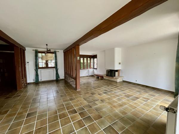 Cerny (91590) Maison 4 chambres, sous-sol, piscine sur 1454 m² de terrain