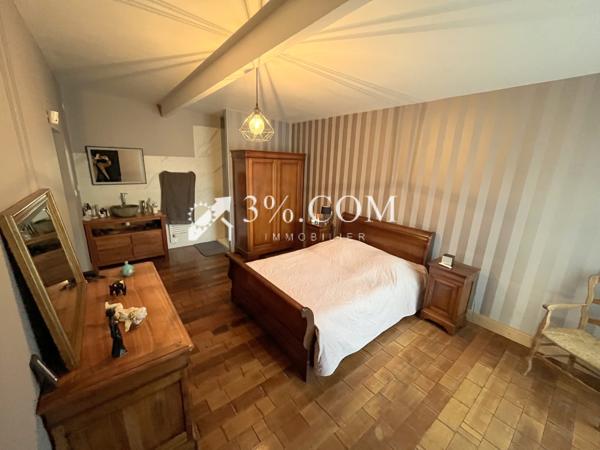 Maison 6 pièce(s) 4 chambre(s) 194 m²