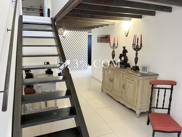 Maison 6 pièce(s) 4 chambre(s) 194 m²