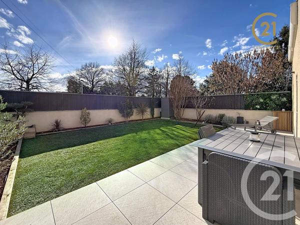 Appartement F3 à vendre  3 pièces - 62 m2 ST GENIS LAVAL - 69