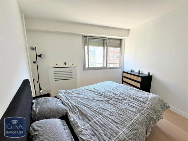 Appartement à louer 2 pièces 53.06m² Lille (59000)