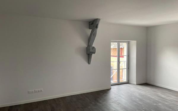 Appartement à louer    3 pièces • 60,45 m2 Janville
