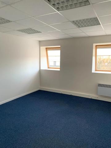 Location - Fonds et/ou murs commerciaux Évreux 27000 1 pièce 17 m 2