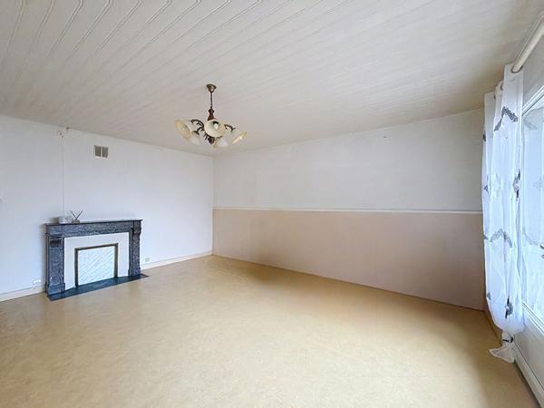 Maison à vendre à Bourbonne les Bains - 4 pièces, 60000€
