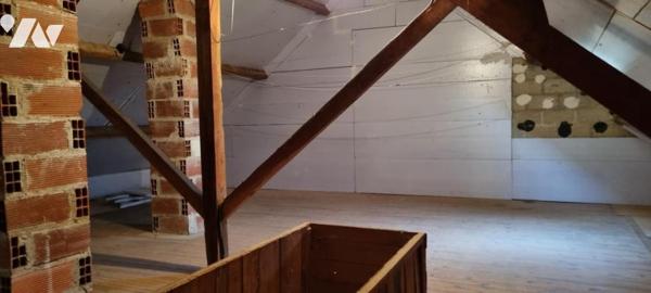 MARTIGNE-FERCHAUD - Centre : Pavillon avec terrain