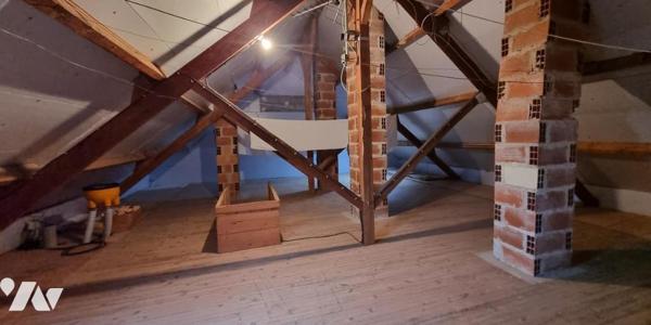 MARTIGNE-FERCHAUD - Centre : Pavillon avec terrain