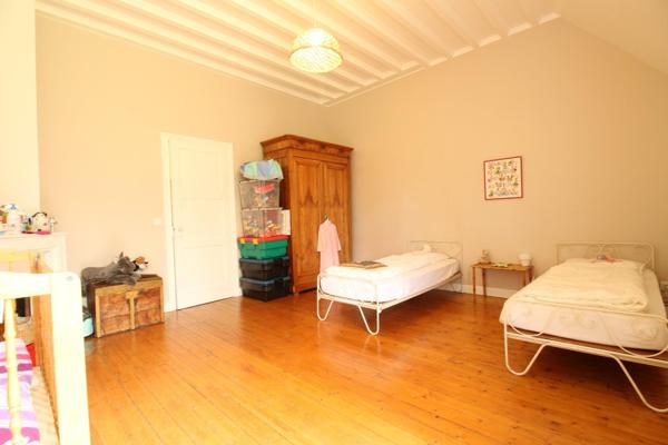 MAISON DE MAITRE  412M2 + 6200M2 DE PARC