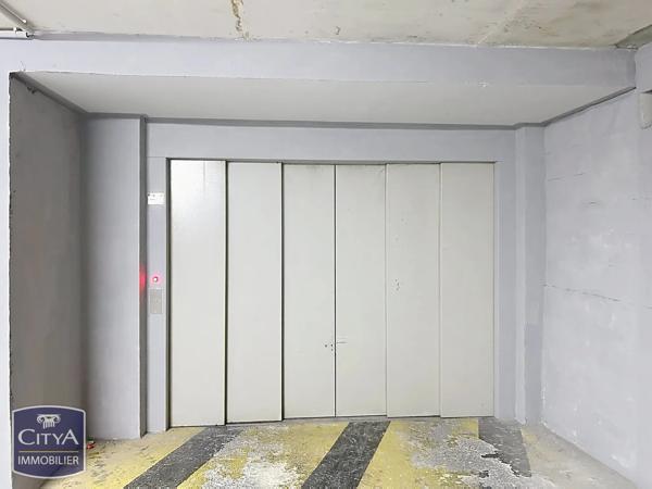 Parking à vendre 16m² Saint-Raphaël (83700)