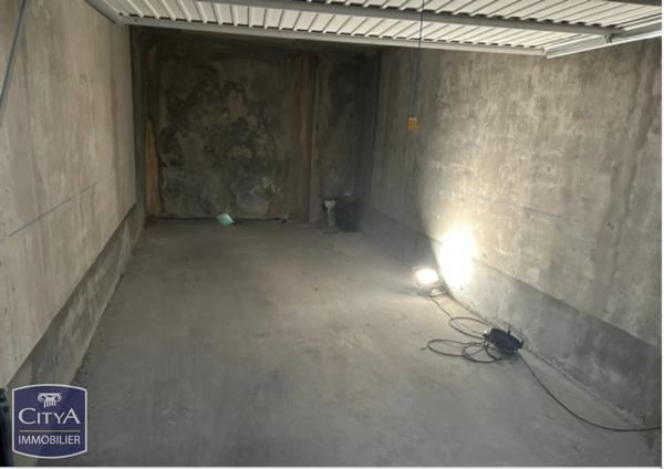 Parking à vendre 16m² Saint-Raphaël (83700)