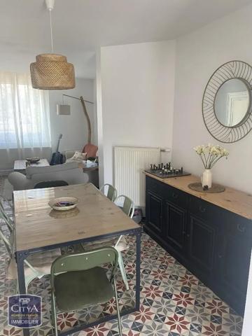 Maison à louer 4 pièces 87.51m² Douai (59500)