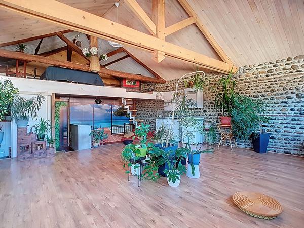 A VENDRE - PAU Quartier Saint Dominique - appartement de 141 m² - 6 pièces - terrasse