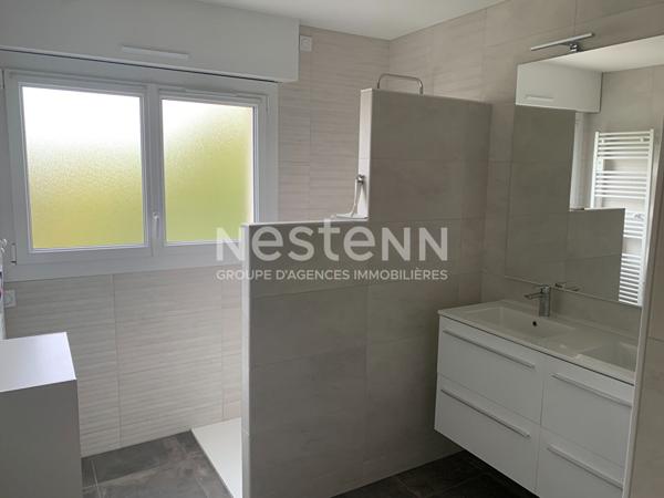 Appartement Bressuire 3 pièce(s) 72.85 m2 avec cave et un emplacement de parking