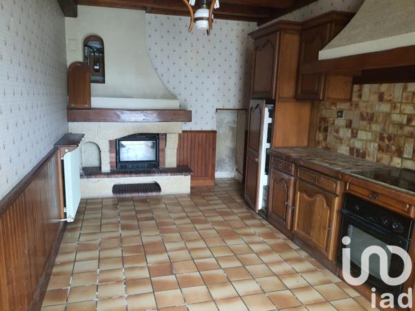 Maison à vendre 7 pièces 144 m² Saint-Jean-d'Angély