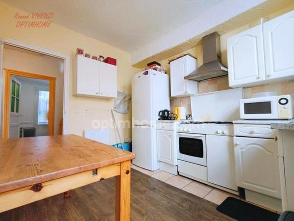 Maison de village, à CATLLAR (66)