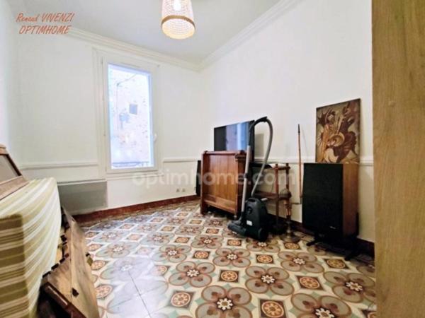 Maison de village, à CATLLAR (66)