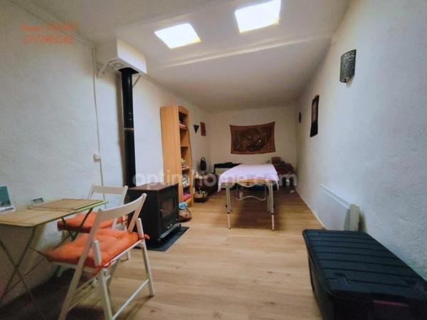 Maison de village, à CATLLAR (66)