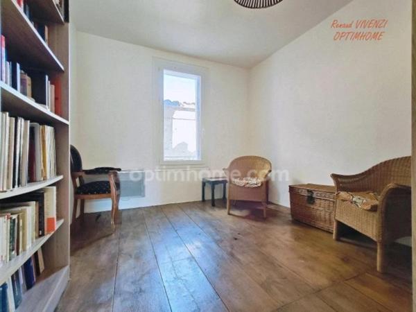 Maison de village, à CATLLAR (66)