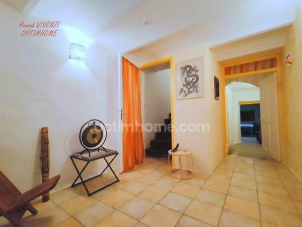 Maison de village, à CATLLAR (66)