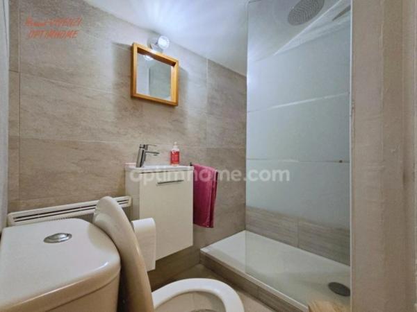 Maison de village, à CATLLAR (66)