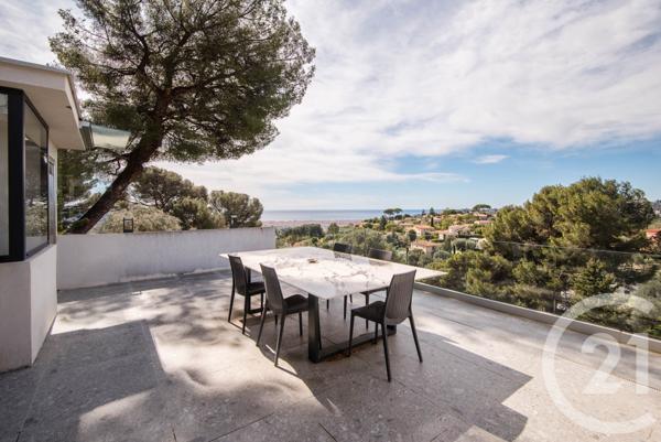 Appartement F4 à vendre  4 pièces - 216,09 m2 NICE - 06
