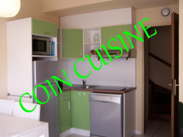 Joli pavillon T3 de 40m2 environ avec terrasse dans résidence avec piscine