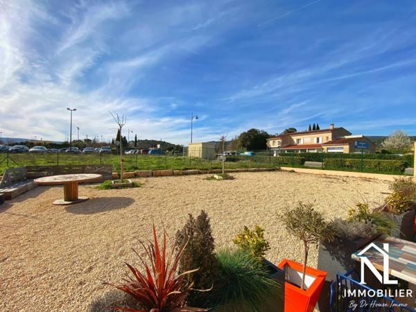 Commerce à vendre de 120 m²