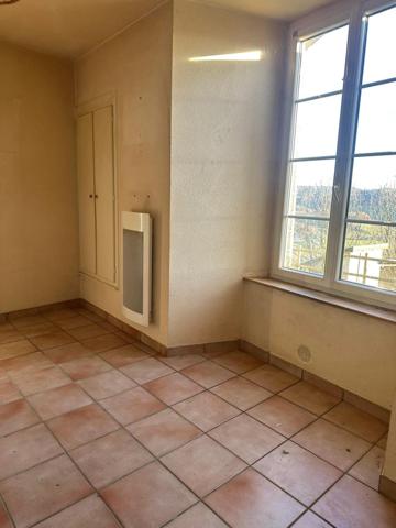 Immeuble à MUR-DE-BARREZ, 12600 - 179m²