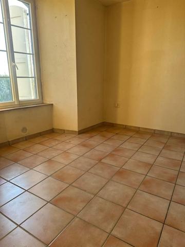 Immeuble à MUR-DE-BARREZ, 12600 - 179m²