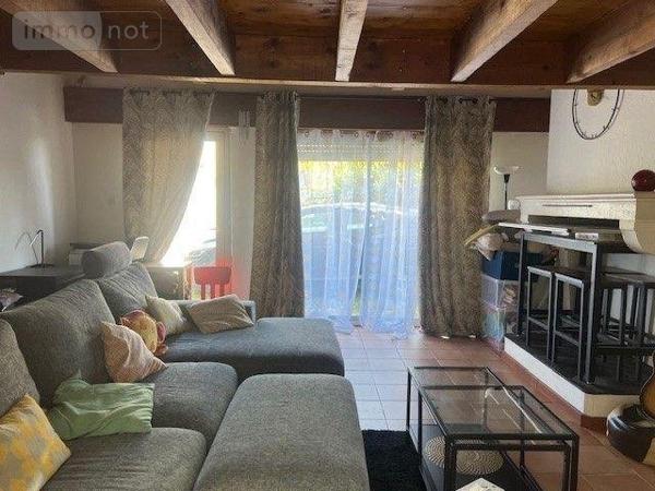 Maison à vendre à Saint-Médard-en-Jalles en Gironde (33160), ref : 11610/350   
Centre Ville