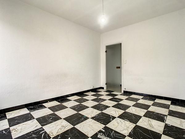 Tassin-La-Demi-Lune : Appartement 2 pièces 50m² avec cuisine aménagée