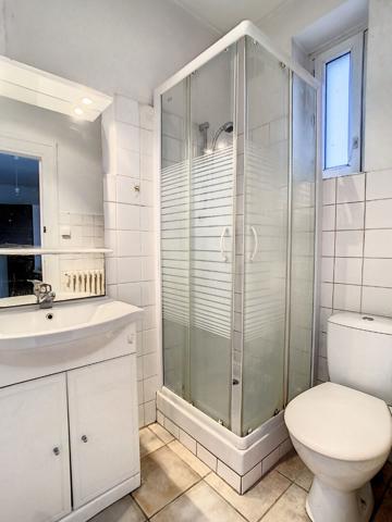 Tassin-La-Demi-Lune : Appartement 2 pièces 50m² avec cuisine aménagée