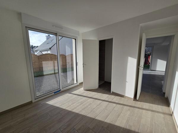 Contemporaine neuve Sarzeau bourg d'une superficie de 110 m²