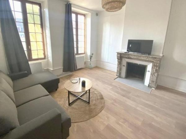 Vente / Immeuble à Wassy (52130)