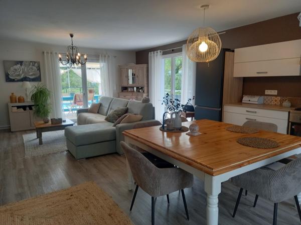 Salernes Villa de Plain Pied 4 pièce(s) 96.1 m2 et piscine