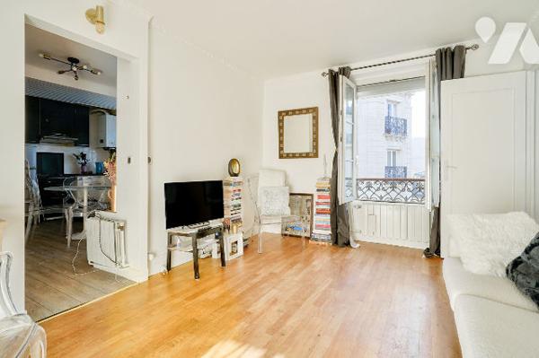 Au pied du métro Saint-Mandé, charmant 2/3 pièces