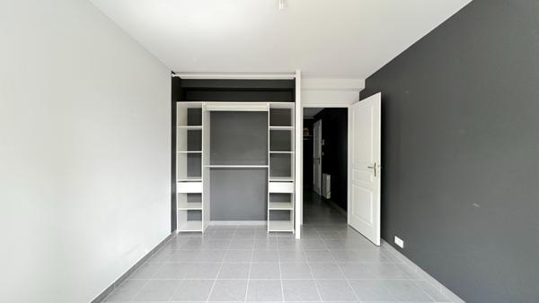 A LOUER APPARTEMENT DE TYPE 2 AVEC JARDIN - SECTEUR BLAYE , Saint seurin de cursac