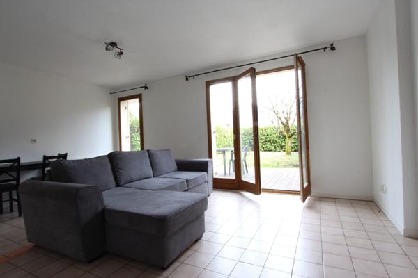Appartement Albertville 2 pièce(s) cave parking jardinet