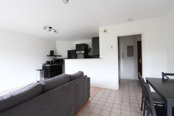 Appartement Albertville 2 pièce(s) cave parking jardinet