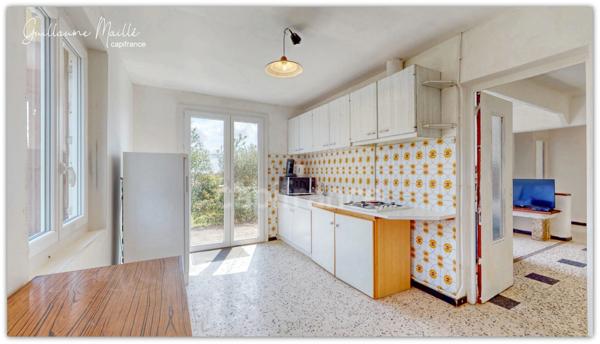 Exclusivité - Villa de plain-pied 4 pièces 95m² sur grand terrain constructible proche de PEZENAS (34120)