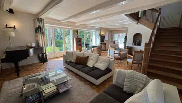 SAINT-PIERRE-QUIBERON - Vente propriété exceptionnelle de 300 m² avec piscine, étang et très grand terrain