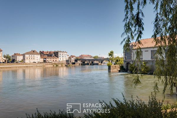 Maison bourgeoise rénovée avec piscine sur les bords de Saône