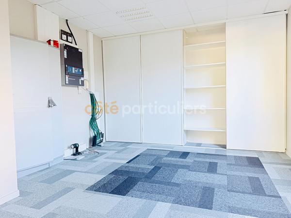 Vente Entrepôt / Local industriel1268 m² - SAINT LO (50000)