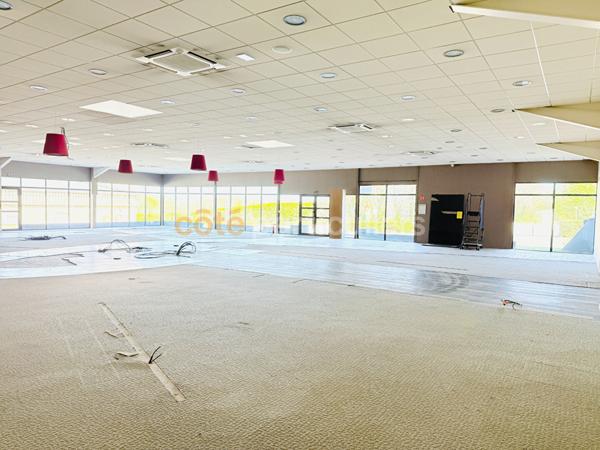 Vente Entrepôt / Local industriel1268 m² - SAINT LO (50000)