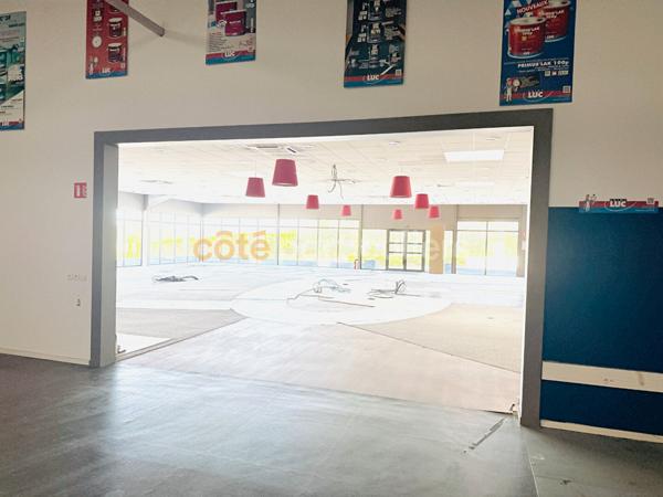 Vente Entrepôt / Local industriel1268 m² - SAINT LO (50000)