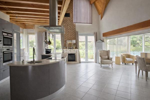 Maison d architecte de 221 m²