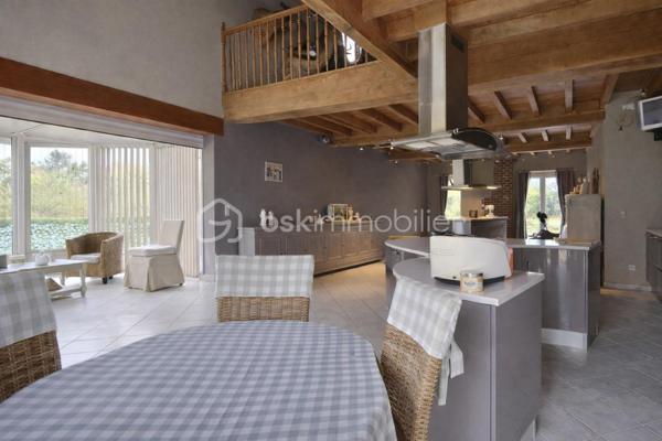 Maison d architecte de 221 m²