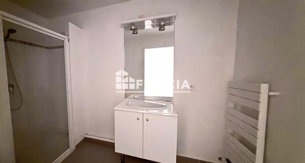 À vendre Studio 29.6 m² - Paris 75019